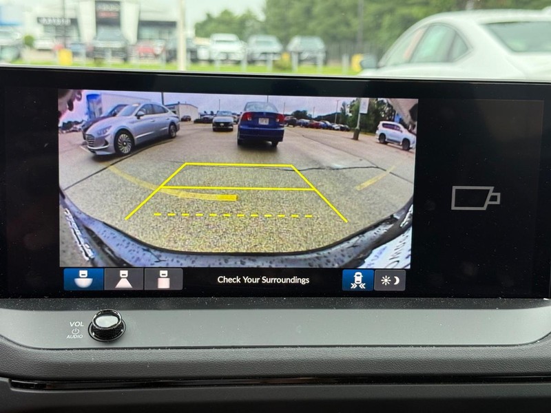 Honda Accord Hybrid Vehicle Image 18