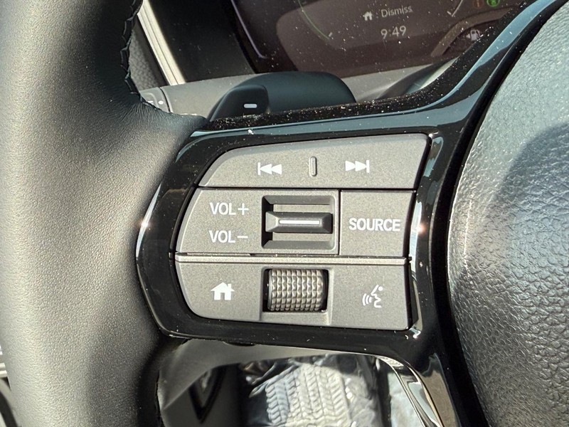 Honda Civic Hatchback Hybrid Vehicle Image 11