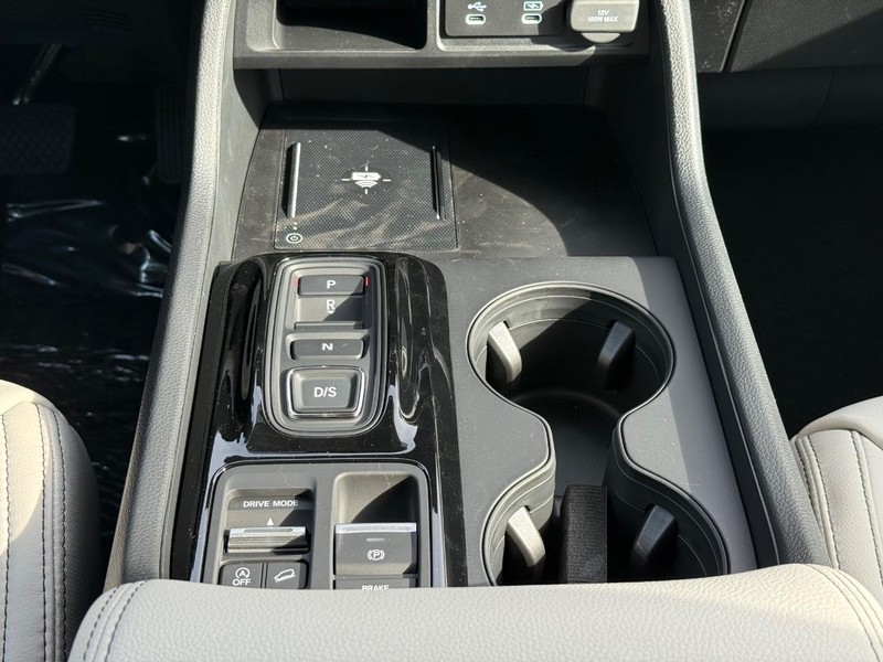 Honda Passport Vehicle Image 8