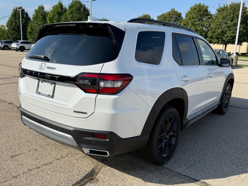 Honda Pilot Vehicle Image 3