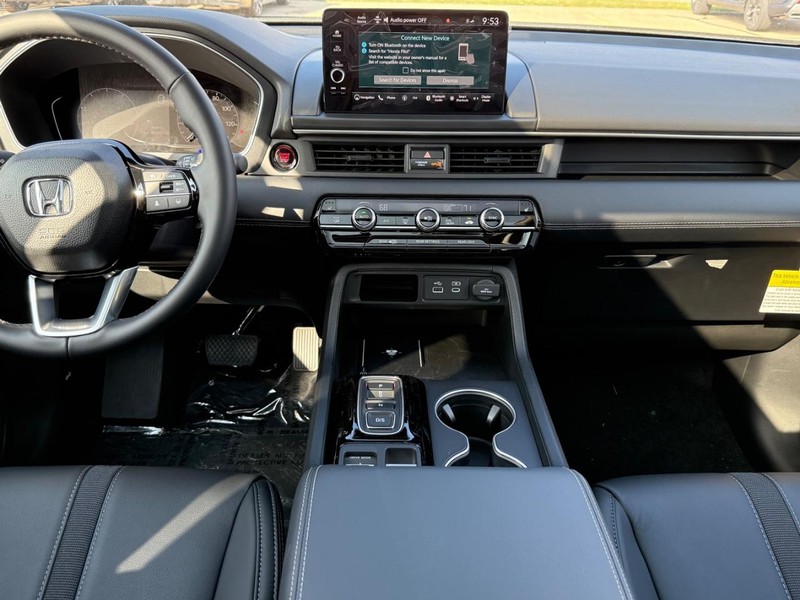 Honda Pilot Vehicle Image 6