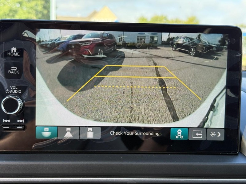 Honda Pilot Vehicle Image 14