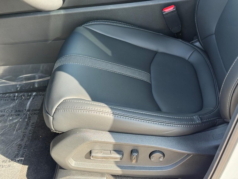 Honda Pilot Vehicle Image 16