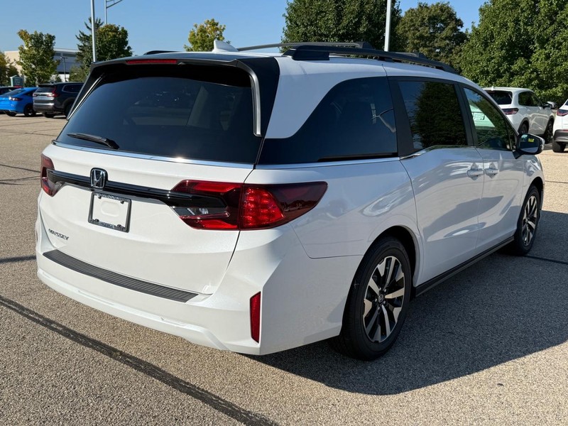 Honda Odyssey Vehicle Image 3