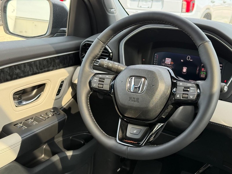 Honda Passport Vehicle Image 9