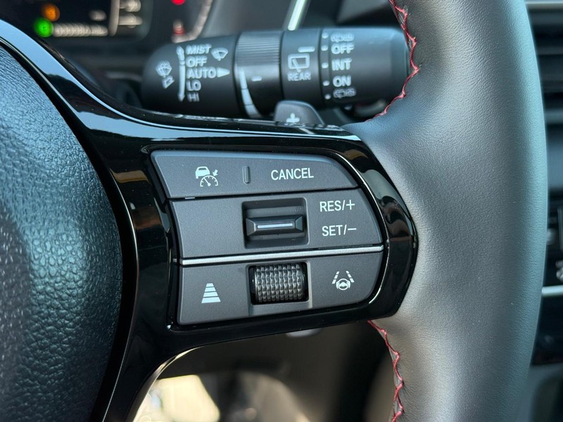 Honda Pilot Vehicle Image 12