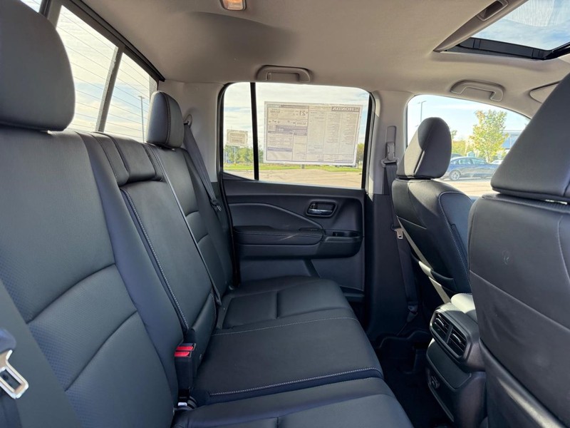 Honda Ridgeline Vehicle Image 5