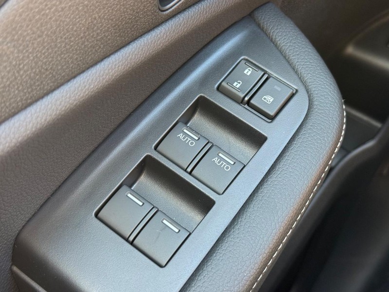 Honda Ridgeline Vehicle Image 16