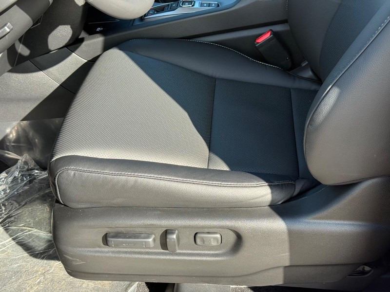 Honda Ridgeline Vehicle Image 17