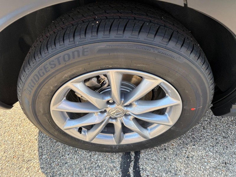 Honda CR-V Vehicle Image 4