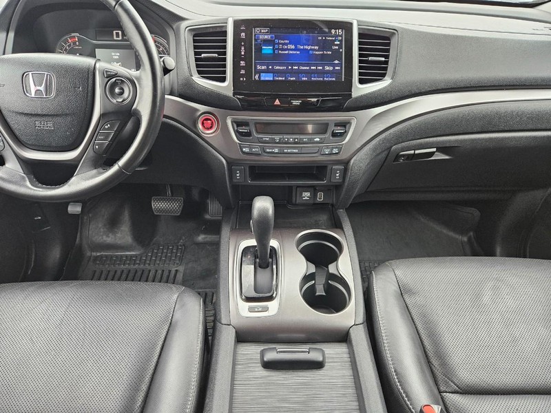 Honda Ridgeline Vehicle Image 12