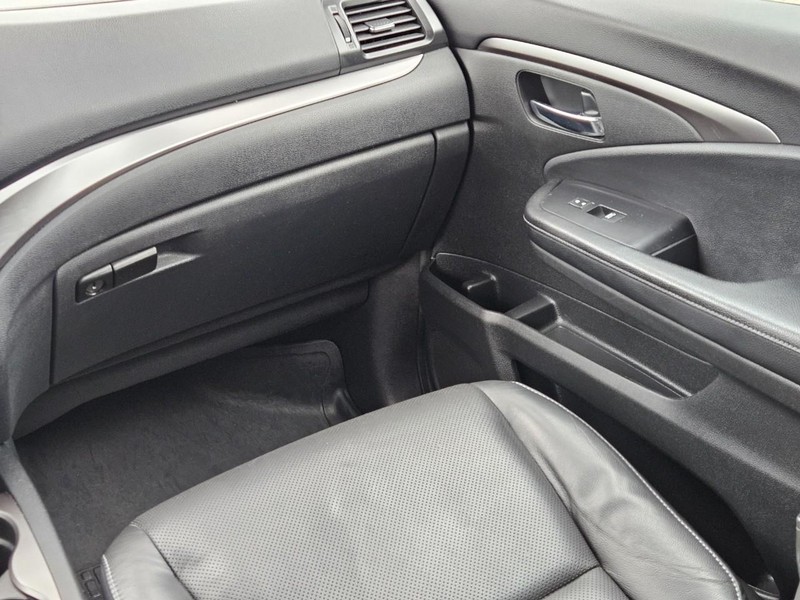 Honda Ridgeline Vehicle Image 16
