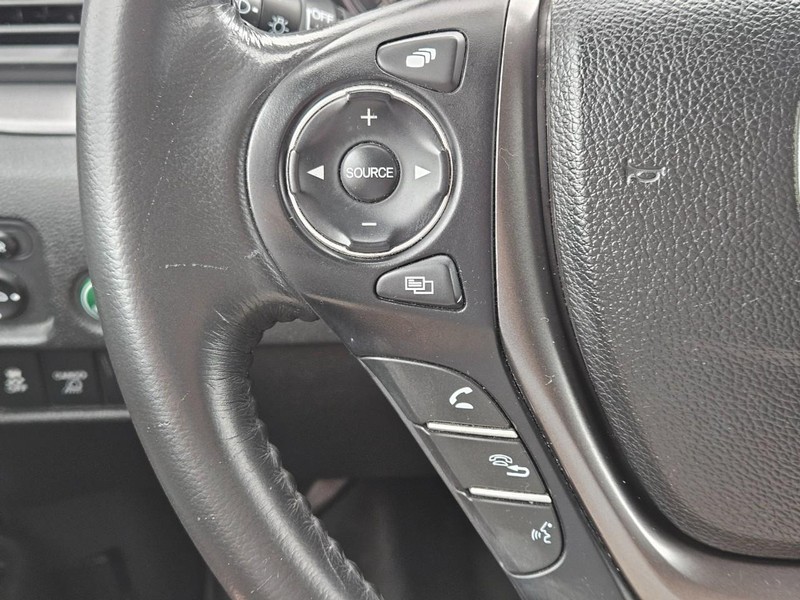 Honda Ridgeline Vehicle Image 17