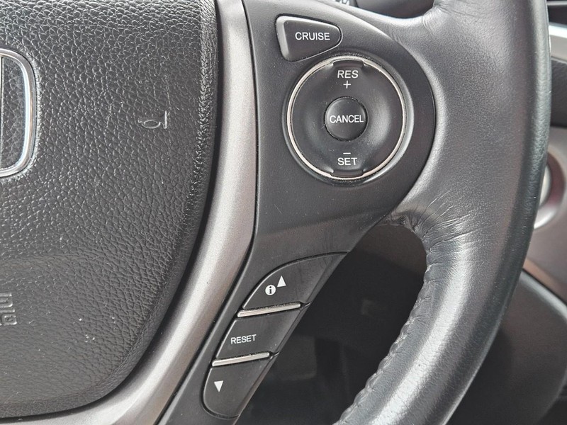 Honda Ridgeline Vehicle Image 18