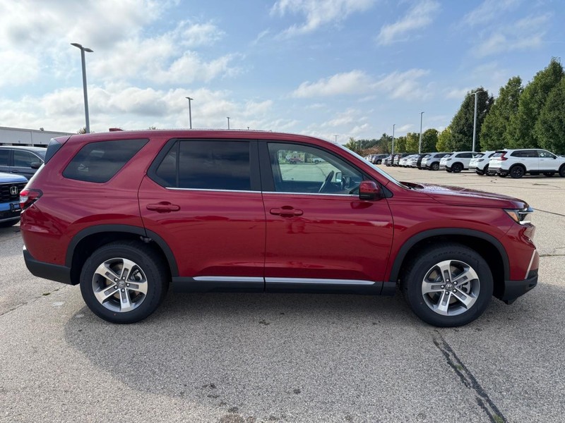 Honda Pilot Vehicle Image 2