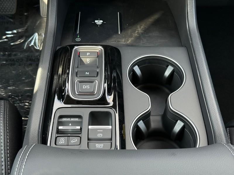 Honda Pilot Vehicle Image 8