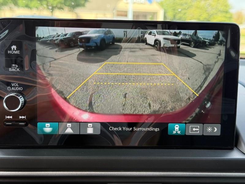 Honda Pilot Vehicle Image 14