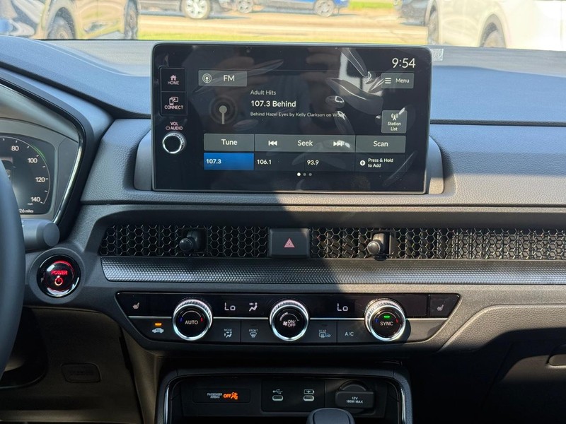 Honda CR-V Hybrid Vehicle Image 7