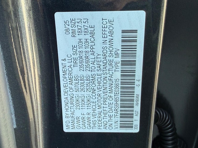 Honda CR-V Hybrid Vehicle Image 18