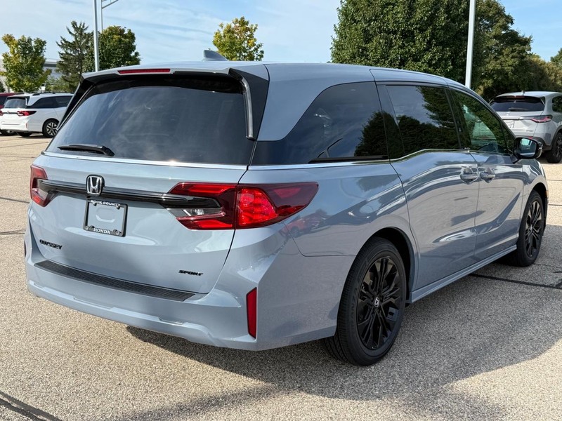 Honda Odyssey Vehicle Image 3