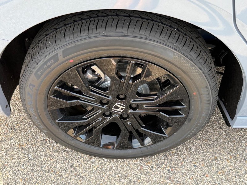 Honda Odyssey Vehicle Image 4