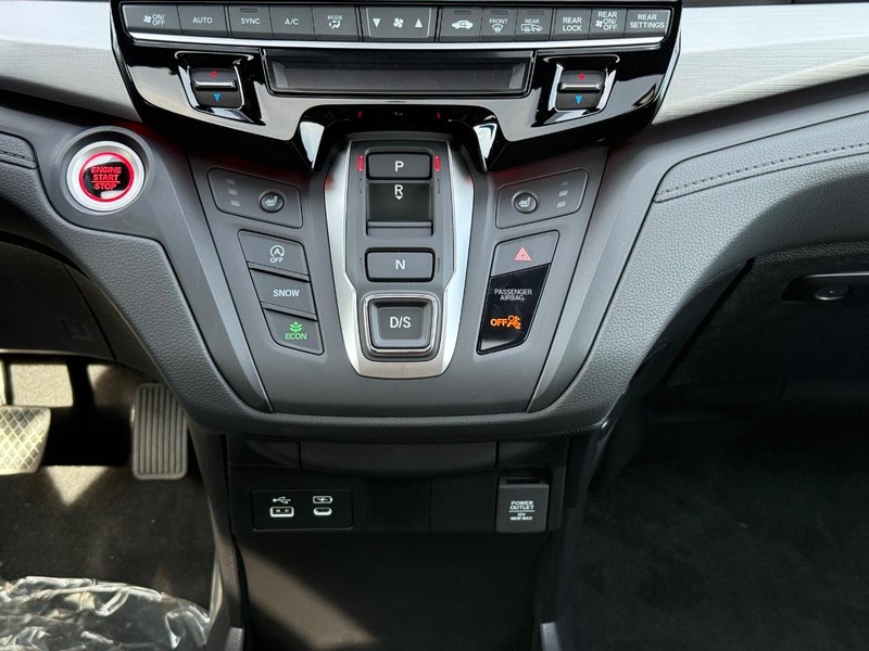 Honda Odyssey Vehicle Image 9