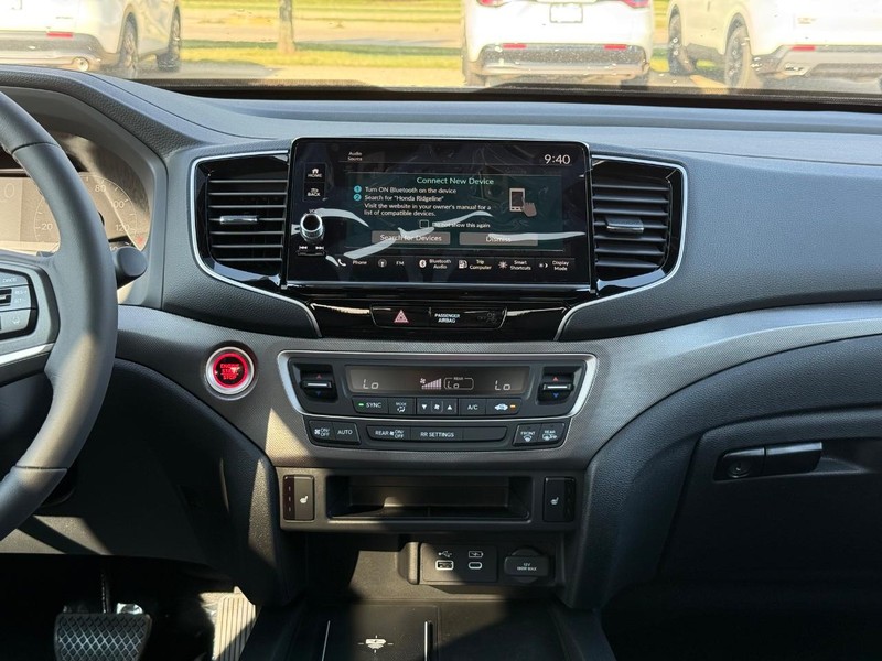 Honda Ridgeline Vehicle Image 7