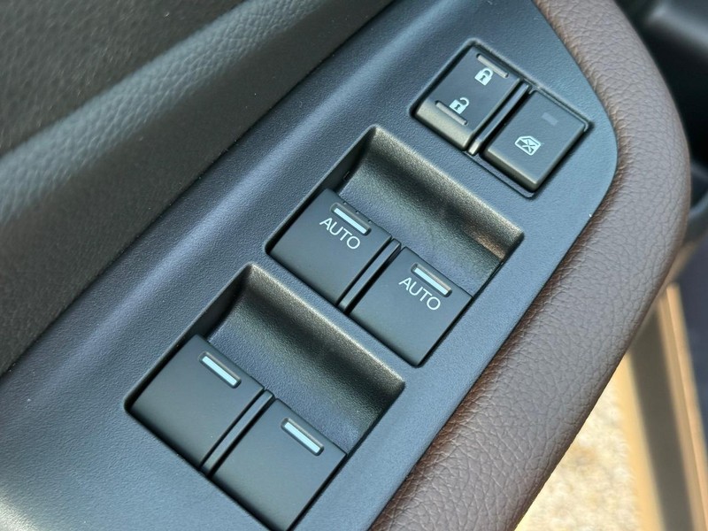 Honda Ridgeline Vehicle Image 16