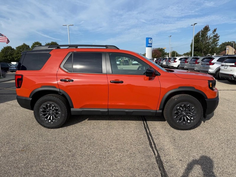 Honda Passport Vehicle Image 2