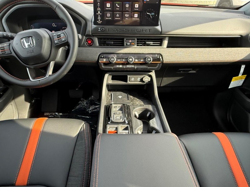 Honda Passport Vehicle Image 6