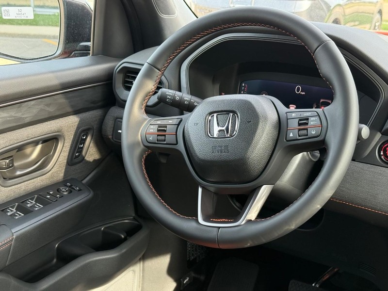 Honda Passport Vehicle Image 9