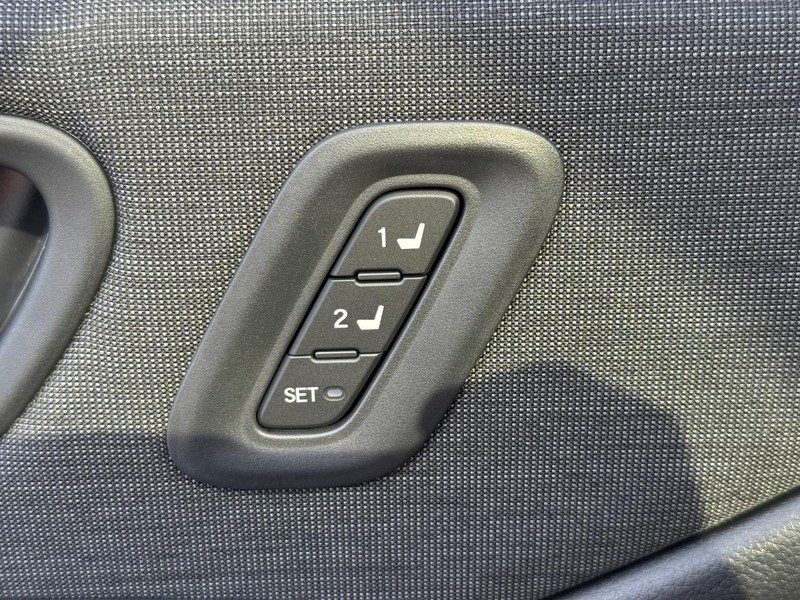 Honda Passport Vehicle Image 11