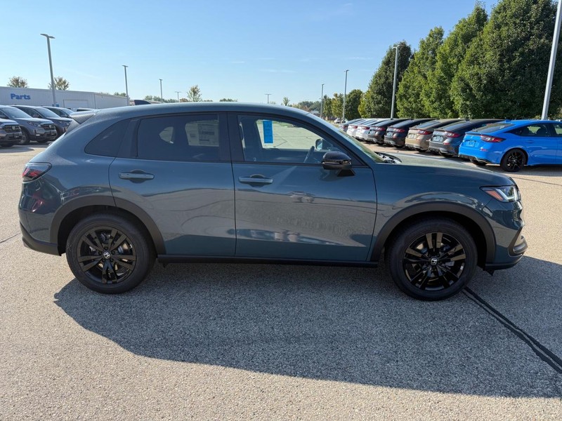 Honda HR-V Vehicle Image 3