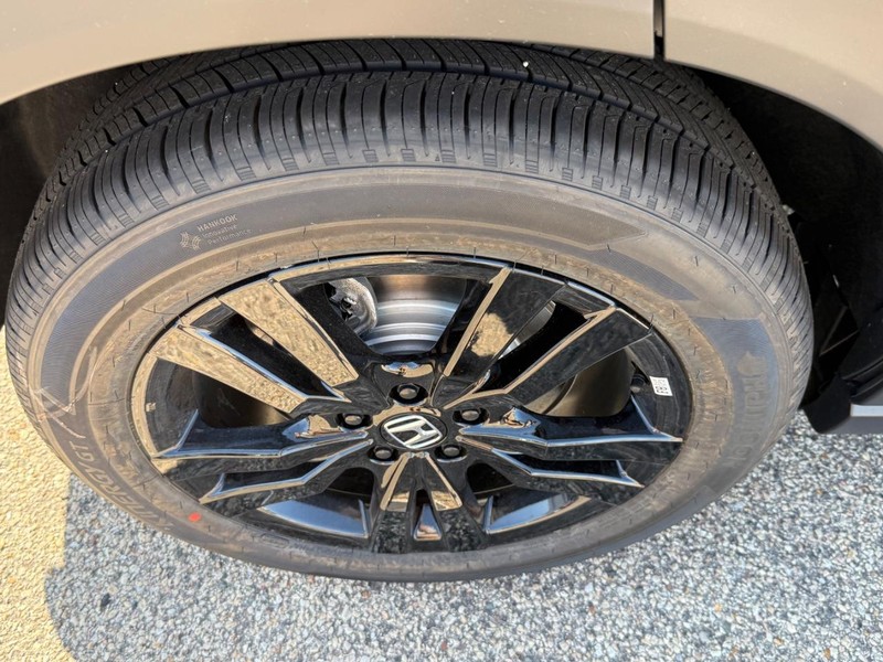 Honda HR-V Vehicle Image 5
