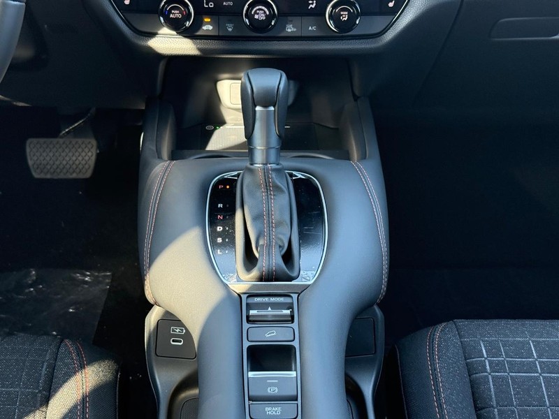 Honda HR-V Vehicle Image 9