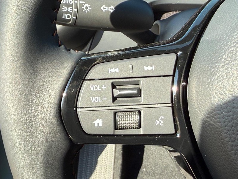 Honda HR-V Vehicle Image 12