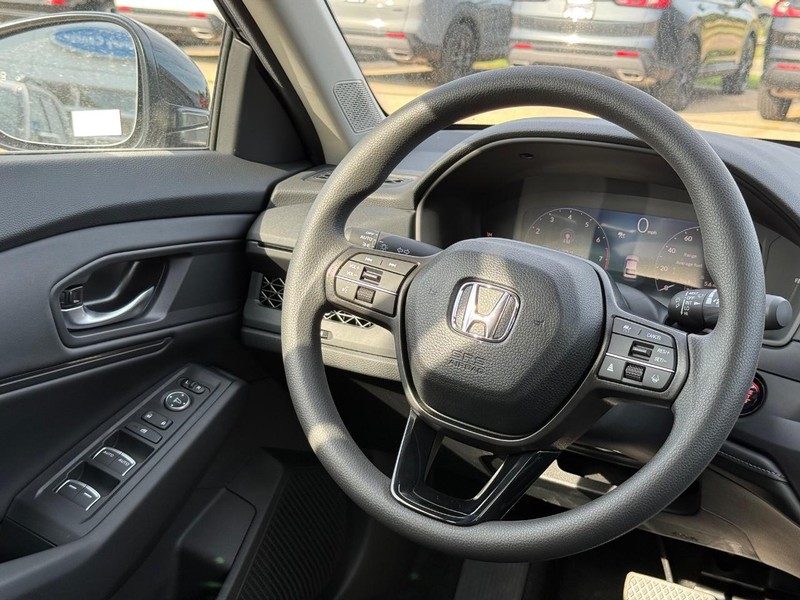 Honda Accord Sedan Vehicle Image 9