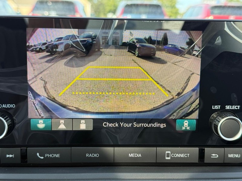 Honda Accord Sedan Vehicle Image 13