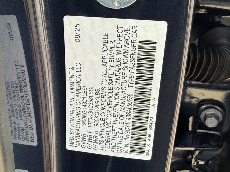 Honda Accord Sedan Vehicle Image 18