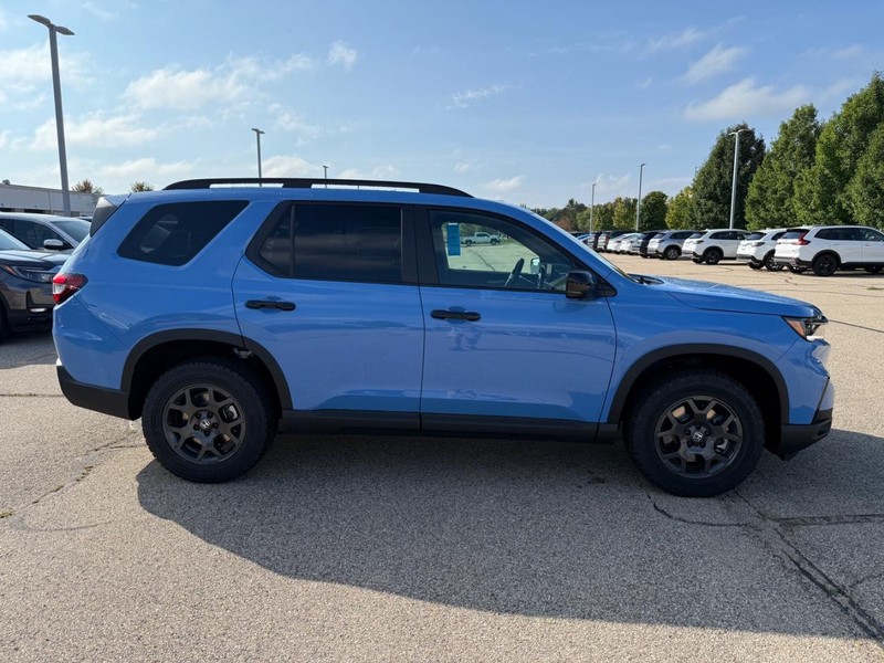 Honda Pilot Vehicle Image 2