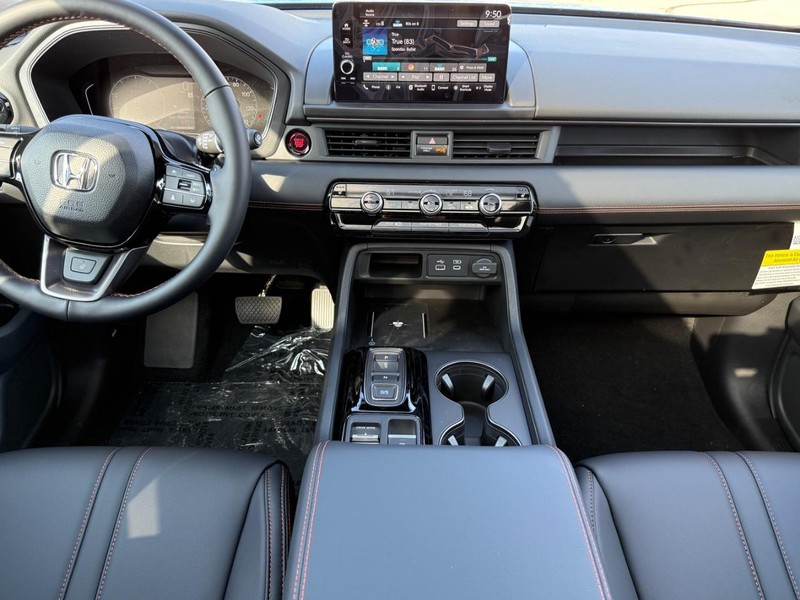 Honda Pilot Vehicle Image 6