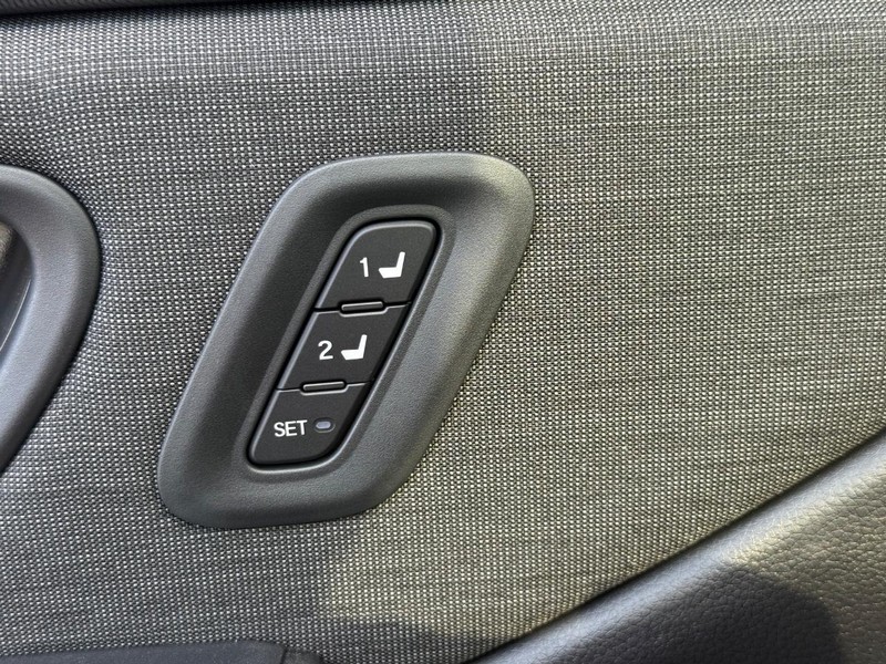 Honda Passport Vehicle Image 11