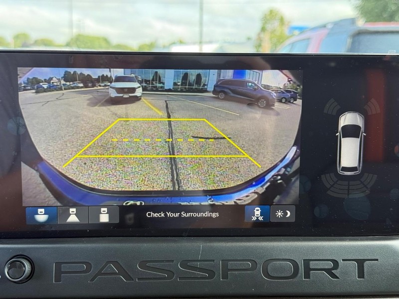 Honda Passport Vehicle Image 14