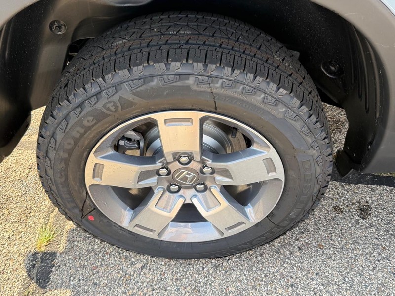 Honda Ridgeline Vehicle Image 4