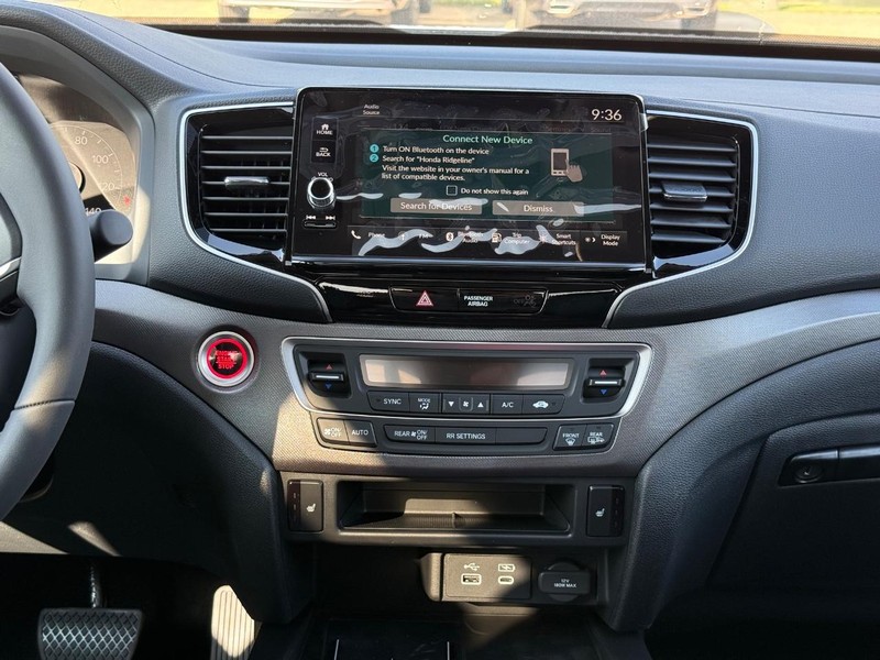 Honda Ridgeline Vehicle Image 7