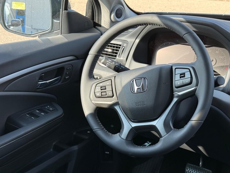 Honda Ridgeline Vehicle Image 9