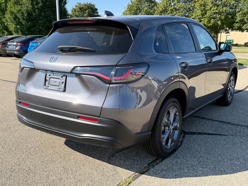 Honda HR-V Vehicle Image 3