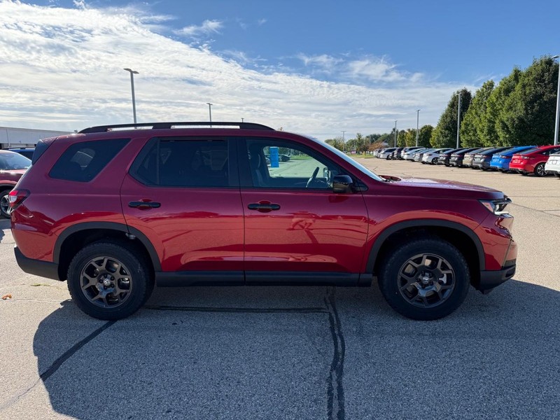 Honda Pilot Vehicle Image 2