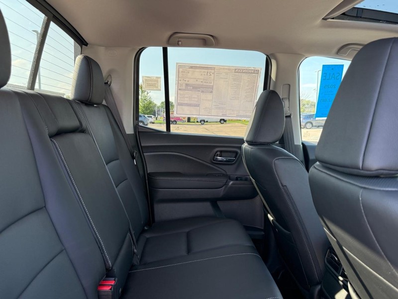 Honda Ridgeline Vehicle Image 5