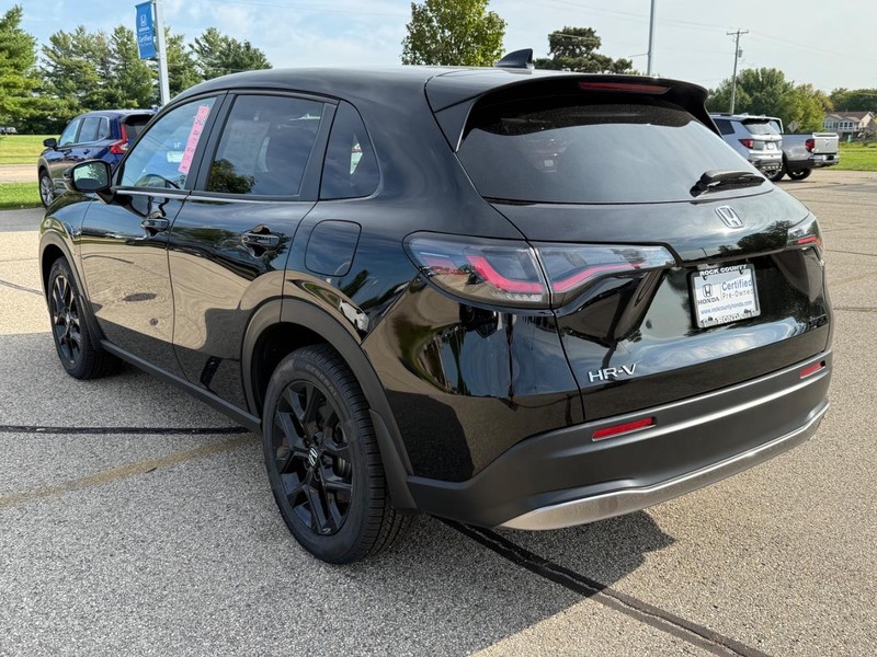 Honda HR-V Vehicle Image 6